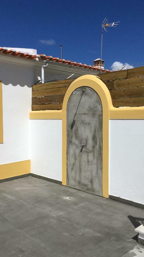 Hotel Retromovement House à Vila Nova de Milfontes Extérieur photo